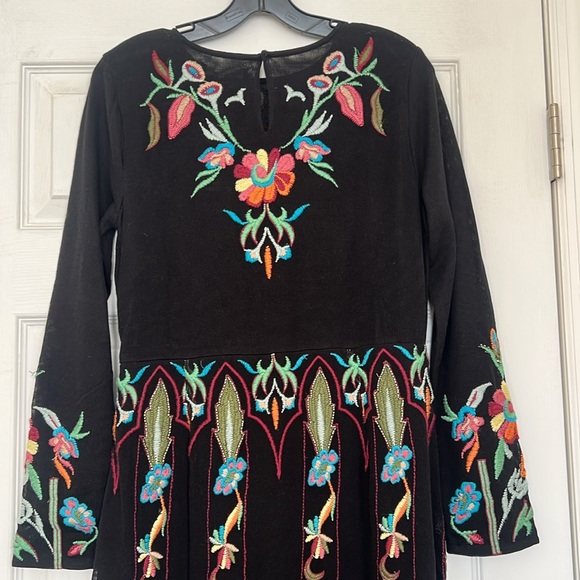 New Zara Women’s Black Embellished Embroidered Dress, Size Medium - Picture 5 of 5